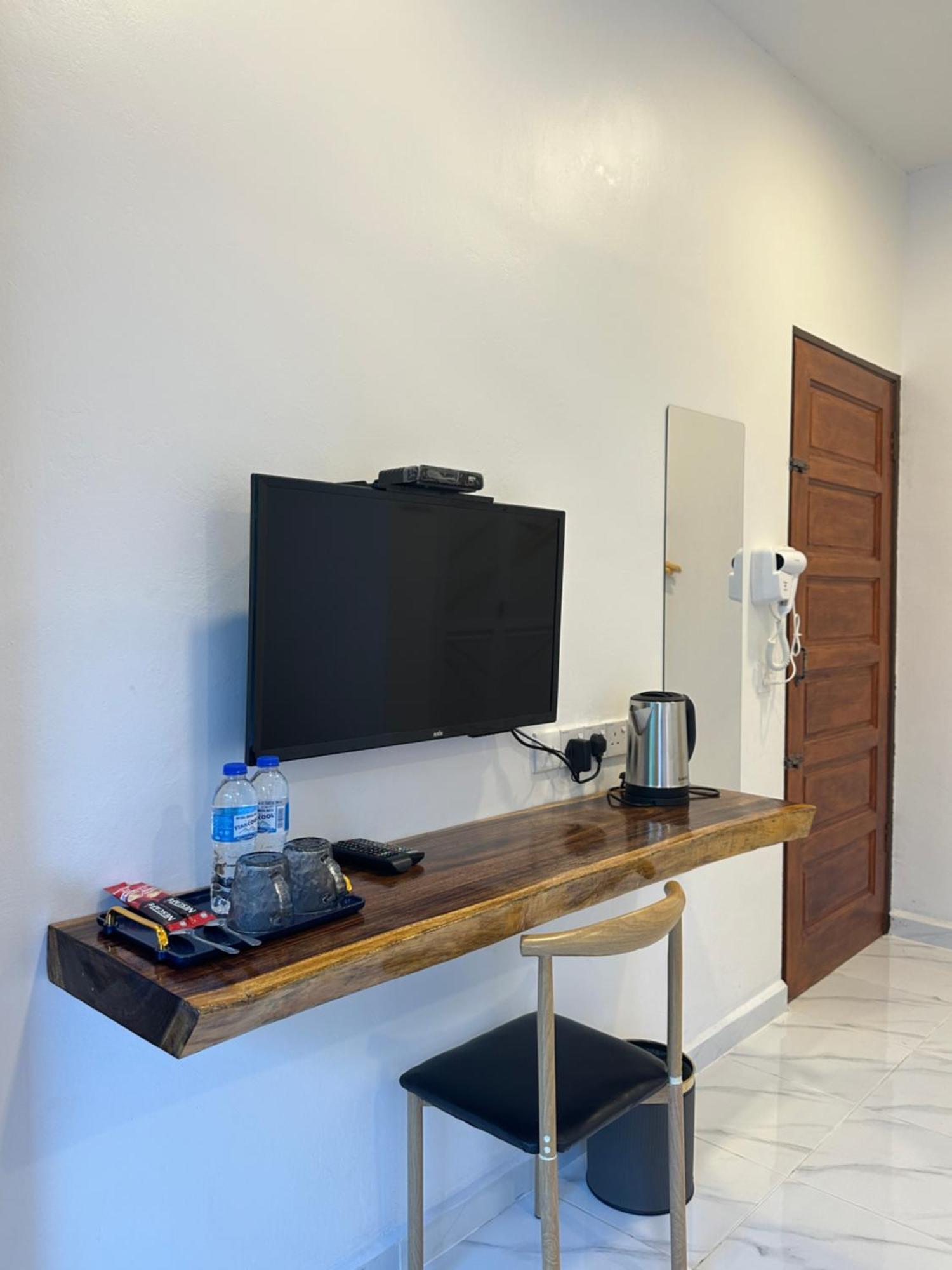 Guest House Gua Kelam Kaki Bukit ภายนอก รูปภาพ