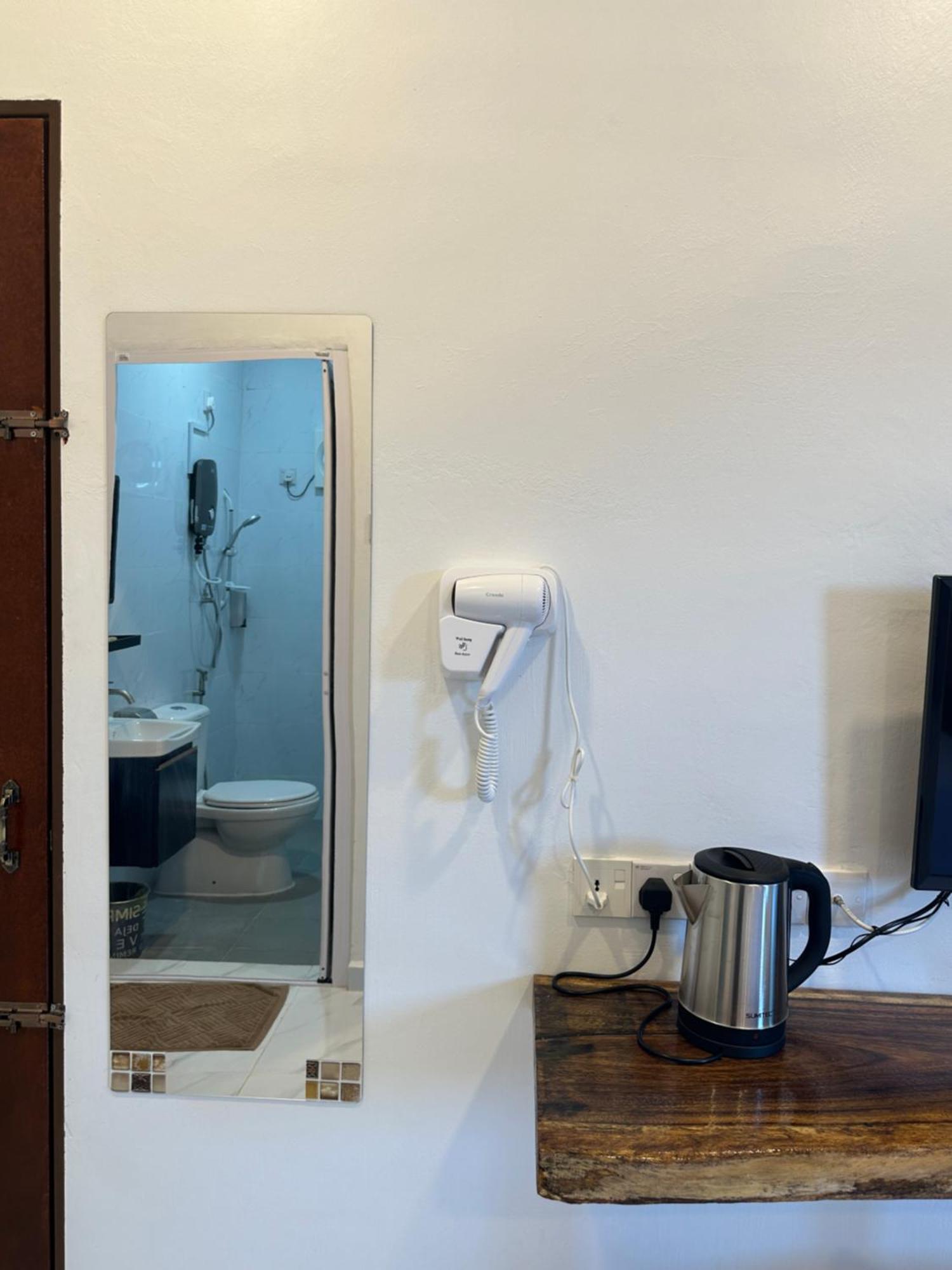 Guest House Gua Kelam Kaki Bukit ภายนอก รูปภาพ