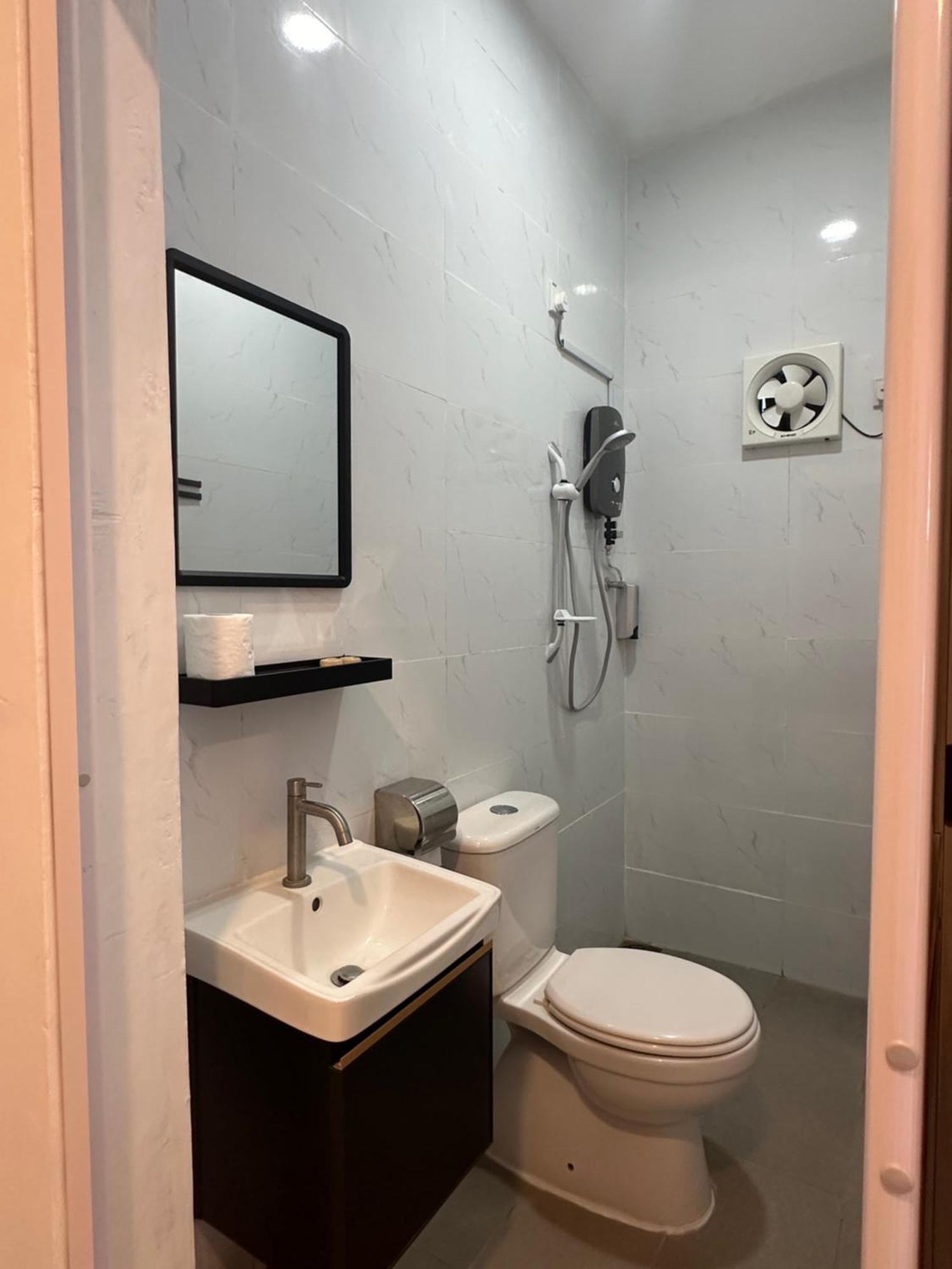 Guest House Gua Kelam Kaki Bukit ภายนอก รูปภาพ
