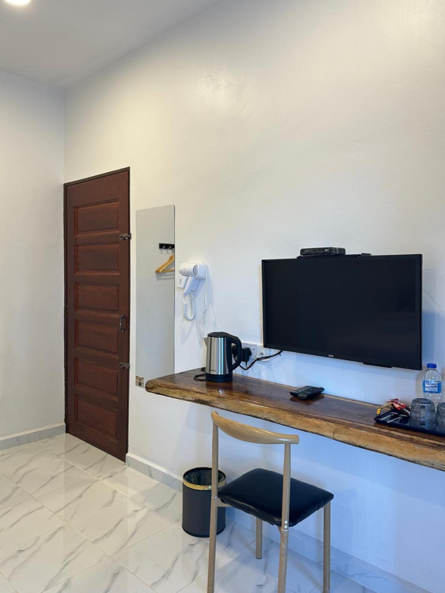 Guest House Gua Kelam Kaki Bukit ภายนอก รูปภาพ