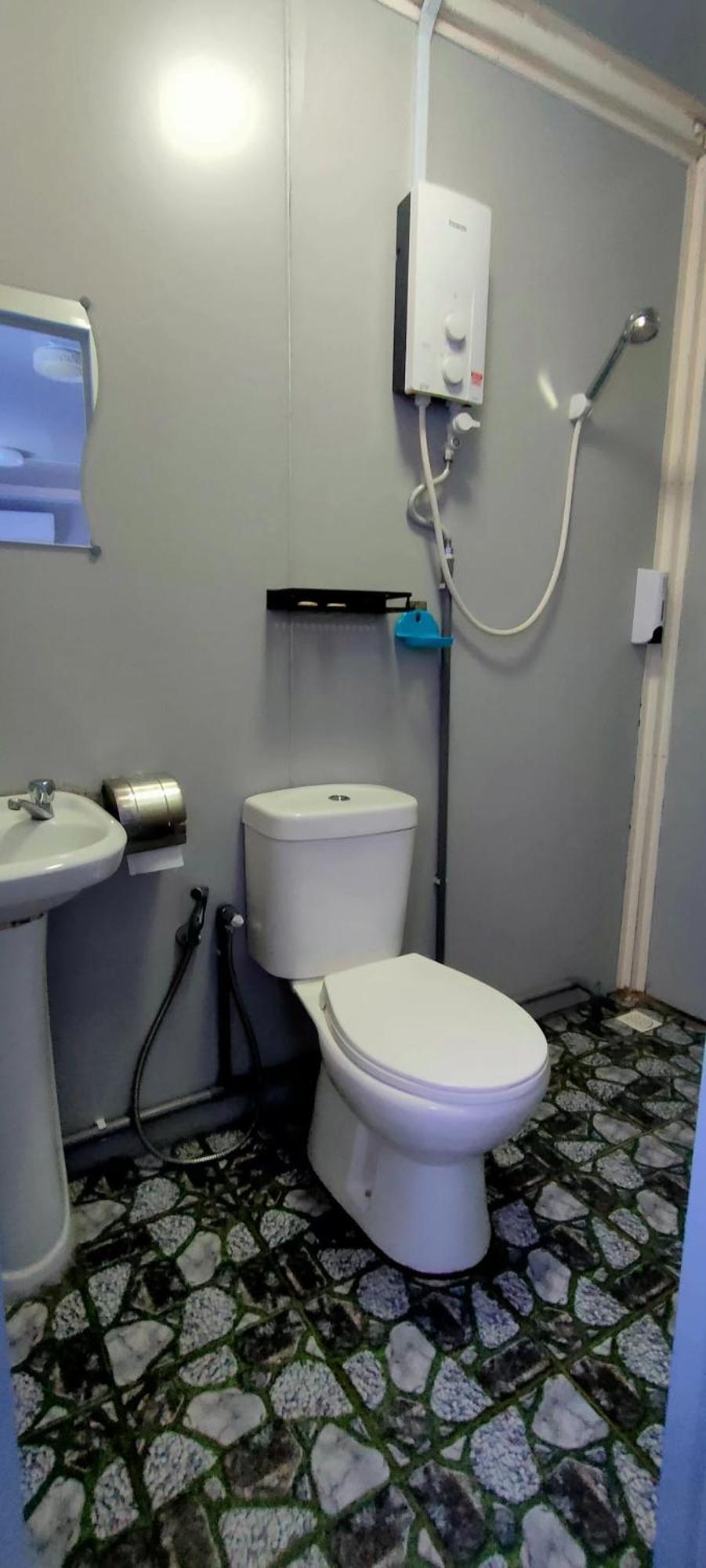 Guest House Gua Kelam Kaki Bukit ภายนอก รูปภาพ