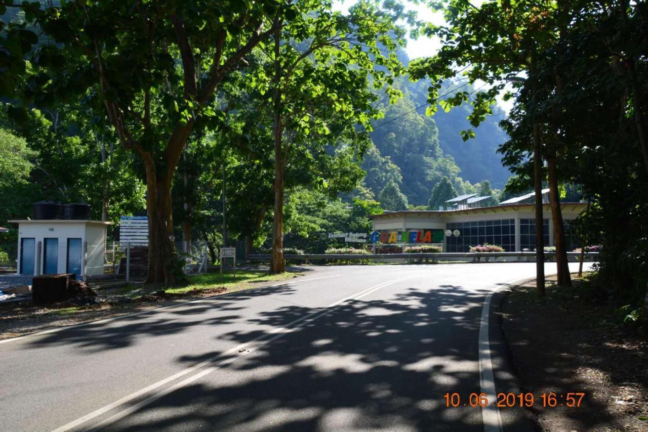 Guest House Gua Kelam Kaki Bukit ภายนอก รูปภาพ